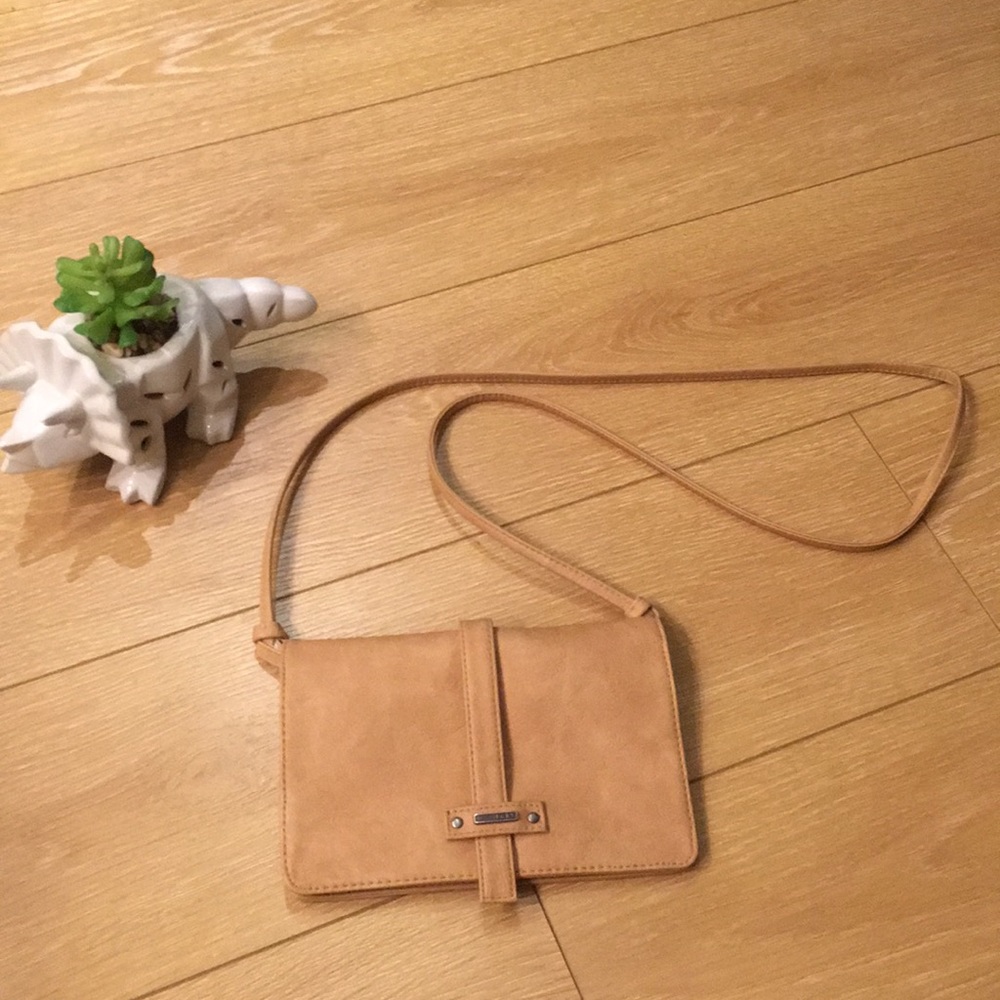 Roxy crossbody bag